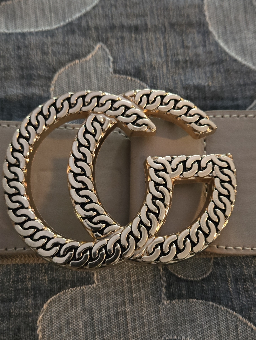 Versona Gold and White Interlinked GG Chain Belt Buckle - Women Accessories